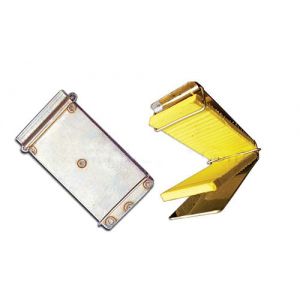 Clip for straw veterinary AI accessory for livestock